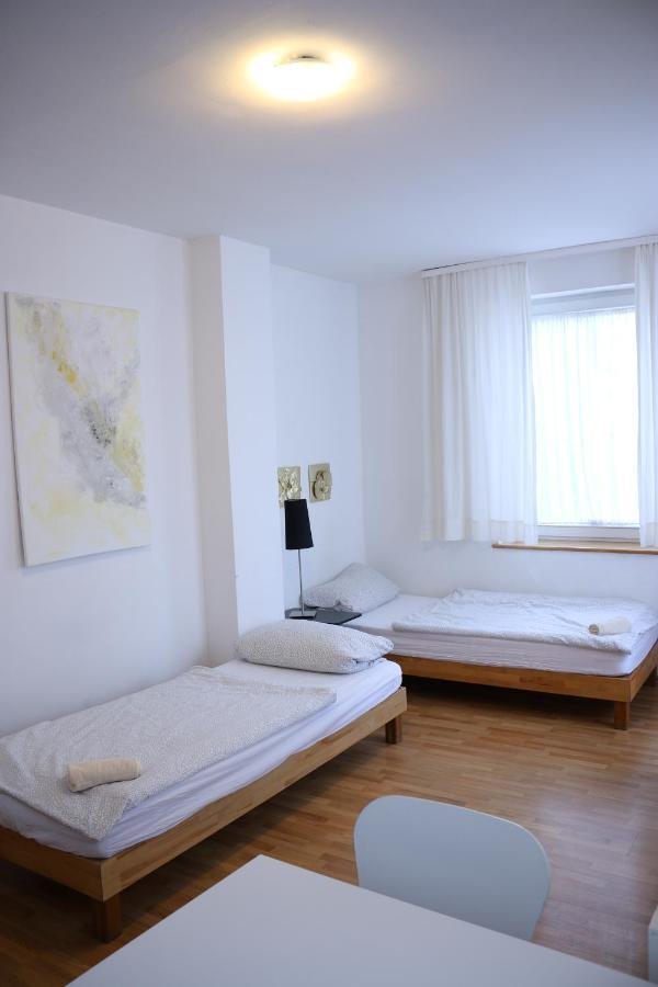 Studio-Apartments & Moeblierte Wohnungen Fuer Monteure Zentral In Мюльгайм-ан-дер-Рур Екстер'єр фото