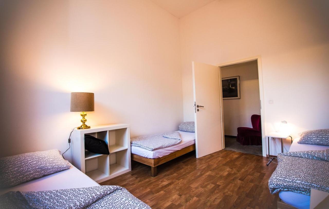 Studio-Apartments & Moeblierte Wohnungen Fuer Monteure Zentral In Мюльгайм-ан-дер-Рур Екстер'єр фото
